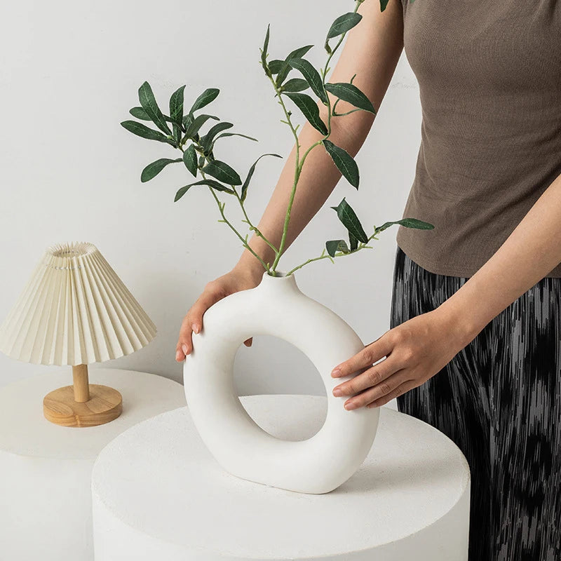 Vase Nordik™ – Vase à Fleurs Plastique Blanc Minimaliste